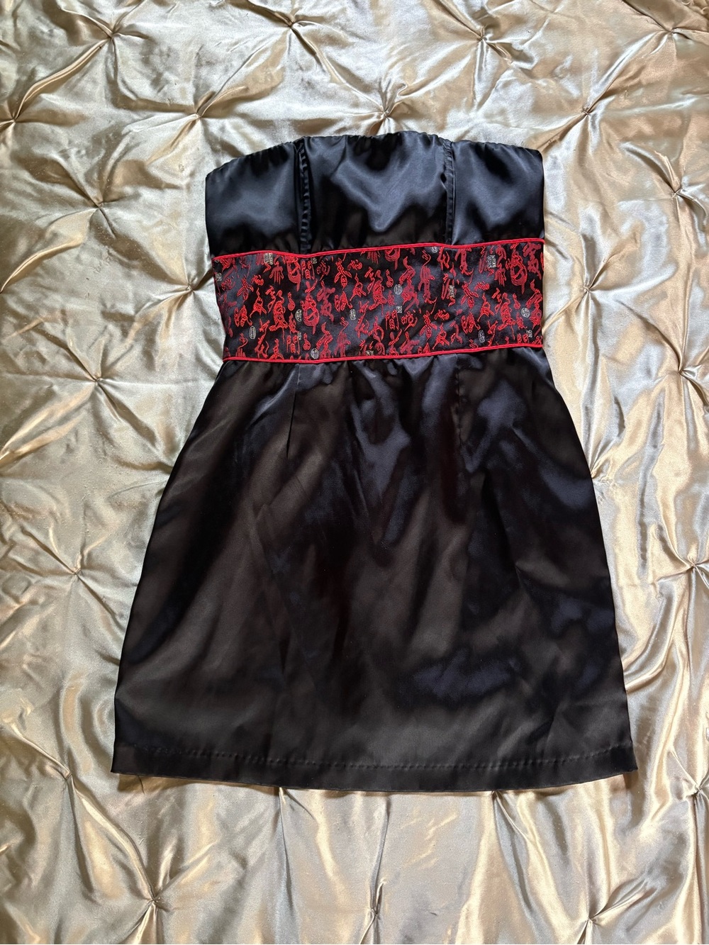 Cutie Y2K Asian influence Strapless Black Dress with Red Embroidered Waistband